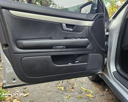 Серый Ауди А4, объемом двигателя 2.5 л и пробегом 260 тыс. км за 6000 $, фото 6 на Automoto.ua