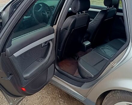 Сірий Ауді А4, об'ємом двигуна 2 л та пробігом 292 тис. км за 6500 $, фото 6 на Automoto.ua