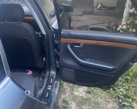 Сірий Ауді А4, об'ємом двигуна 2.5 л та пробігом 432 тис. км за 5000 $, фото 5 на Automoto.ua