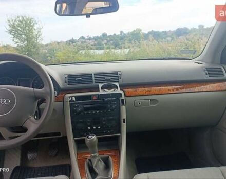 Сірий Ауді А4, об'ємом двигуна 1.9 л та пробігом 300 тис. км за 2450 $, фото 13 на Automoto.ua