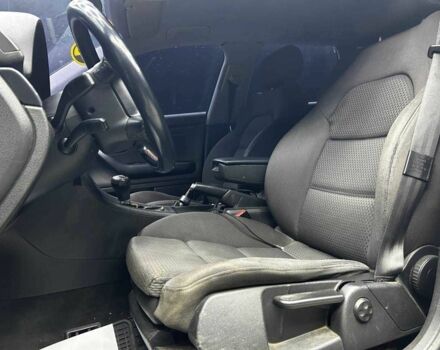 Серый Ауди А4, объемом двигателя 2 л и пробегом 284 тыс. км за 4600 $, фото 6 на Automoto.ua