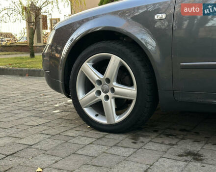 Сірий Ауді А4, об'ємом двигуна 1.6 л та пробігом 218 тис. км за 5350 $, фото 21 на Automoto.ua