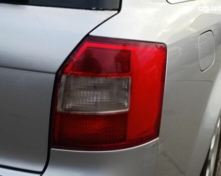 Сірий Ауді А4, об'ємом двигуна 2.4 л та пробігом 282 тис. км за 5390 $, фото 8 на Automoto.ua