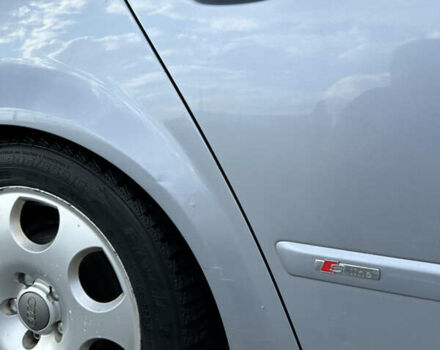 Серый Ауди А4, объемом двигателя 2.5 л и пробегом 297 тыс. км за 4000 $, фото 5 на Automoto.ua