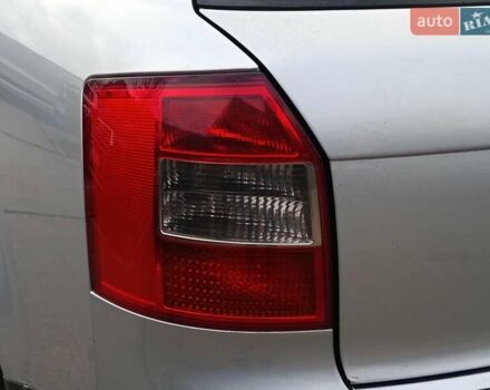 Сірий Ауді А4, об'ємом двигуна 2.4 л та пробігом 282 тис. км за 5390 $, фото 10 на Automoto.ua