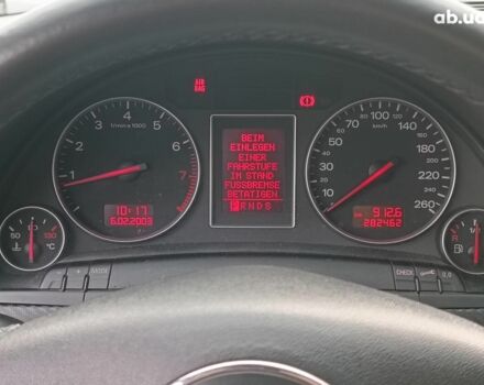 Сірий Ауді А4, об'ємом двигуна 2.4 л та пробігом 282 тис. км за 5390 $, фото 23 на Automoto.ua