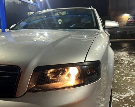 Серый Ауди А4, объемом двигателя 2.4 л и пробегом 282 тыс. км за 4999 $, фото 1 на Automoto.ua