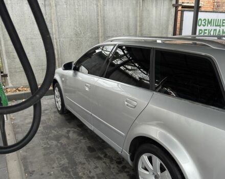 Серый Ауди А4, объемом двигателя 2 л и пробегом 290 тыс. км за 6000 $, фото 3 на Automoto.ua