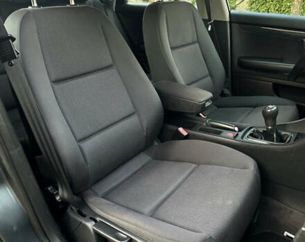 Сірий Ауді А4, об'ємом двигуна 1.6 л та пробігом 218 тис. км за 5350 $, фото 34 на Automoto.ua