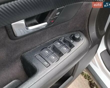 Сірий Ауді А4, об'ємом двигуна 2.4 л та пробігом 282 тис. км за 5390 $, фото 21 на Automoto.ua