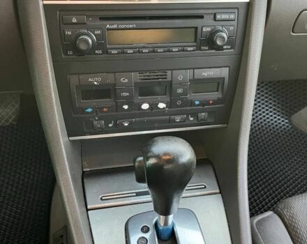 Серый Ауди А4, объемом двигателя 2.5 л и пробегом 423 тыс. км за 4300 $, фото 10 на Automoto.ua