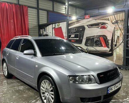Сірий Ауді А4, об'ємом двигуна 1.78 л та пробігом 277 тис. км за 6000 $, фото 7 на Automoto.ua