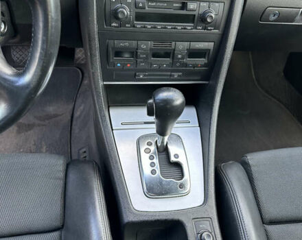 Серый Ауди А4, объемом двигателя 2.5 л и пробегом 297 тыс. км за 4000 $, фото 12 на Automoto.ua