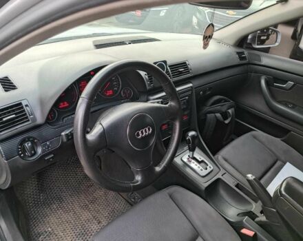 Сірий Ауді А4, об'ємом двигуна 2.4 л та пробігом 282 тис. км за 5390 $, фото 20 на Automoto.ua