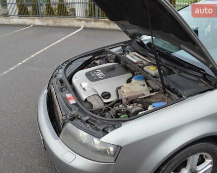 Серый Ауди А4, объемом двигателя 2.5 л и пробегом 390 тыс. км за 5500 $, фото 39 на Automoto.ua