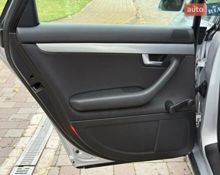 Сірий Ауді А4, об'ємом двигуна 1.8 л та пробігом 211 тис. км за 5850 $, фото 28 на Automoto.ua