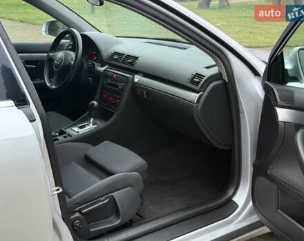 Сірий Ауді А4, об'ємом двигуна 1.8 л та пробігом 211 тис. км за 5900 $, фото 21 на Automoto.ua