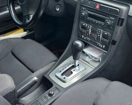 Серый Ауди А4, объемом двигателя 1.8 л и пробегом 239 тыс. км за 6300 $, фото 5 на Automoto.ua