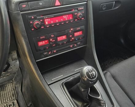 Серый Ауди А4, объемом двигателя 1.8 л и пробегом 270 тыс. км за 5200 $, фото 5 на Automoto.ua