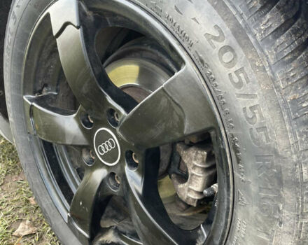 Серый Ауди А4, объемом двигателя 2.5 л и пробегом 314 тыс. км за 4200 $, фото 13 на Automoto.ua