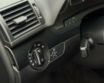 Серый Ауди А4, объемом двигателя 2.5 л и пробегом 240 тыс. км за 3799 $, фото 15 на Automoto.ua