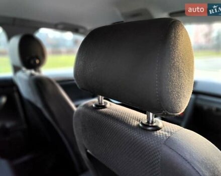 Серый Ауди А4, объемом двигателя 1.6 л и пробегом 256 тыс. км за 4990 $, фото 56 на Automoto.ua