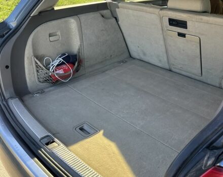 Серый Ауди А4, объемом двигателя 1.9 л и пробегом 350 тыс. км за 2400 $, фото 6 на Automoto.ua