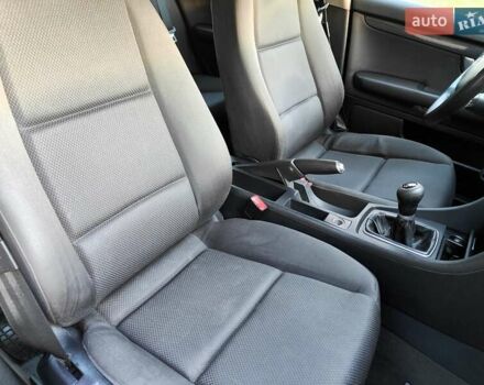 Серый Ауди А4, объемом двигателя 1.6 л и пробегом 256 тыс. км за 4990 $, фото 52 на Automoto.ua