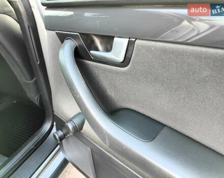 Серый Ауди А4, объемом двигателя 1.6 л и пробегом 256 тыс. км за 4990 $, фото 55 на Automoto.ua