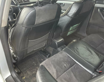 Серый Ауди А4, объемом двигателя 2.5 л и пробегом 314 тыс. км за 4200 $, фото 4 на Automoto.ua