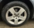 Серый Ауди А4, объемом двигателя 2 л и пробегом 373 тыс. км за 6600 $, фото 3 на Automoto.ua