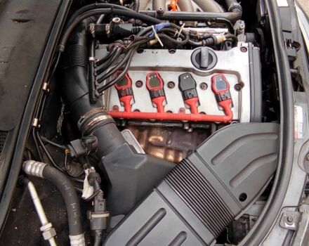 Серый Ауди А4, объемом двигателя 2 л и пробегом 347 тыс. км за 5900 $, фото 9 на Automoto.ua