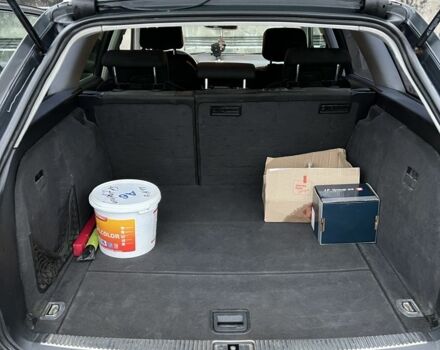 Сірий Ауді А4, об'ємом двигуна 2 л та пробігом 373 тис. км за 6600 $, фото 6 на Automoto.ua