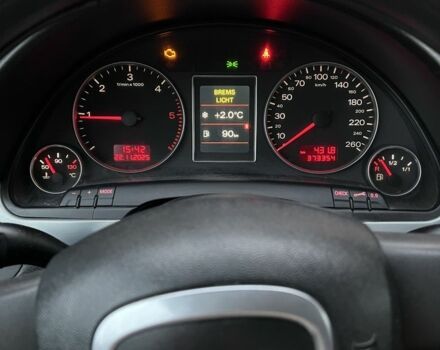 Сірий Ауді А4, об'ємом двигуна 2 л та пробігом 373 тис. км за 6600 $, фото 20 на Automoto.ua