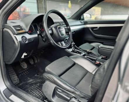 Ауди А4 2004 в Луцке на Automoto.ua Серый Ауди А4, объемом двигателя 2.5 л и пробегом 400 тыс. км за 2999 $, фото 4 на Automoto.ua