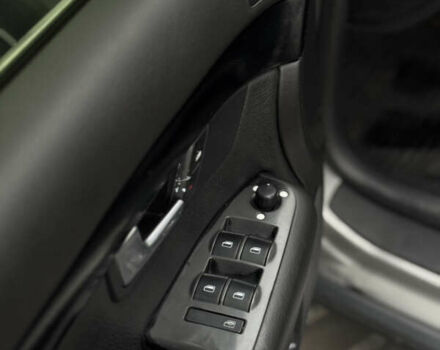 Серый Ауди А4, объемом двигателя 2.5 л и пробегом 240 тыс. км за 3799 $, фото 18 на Automoto.ua