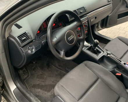 Серый Ауди А4, объемом двигателя 2 л и пробегом 319 тыс. км за 5200 $, фото 5 на Automoto.ua