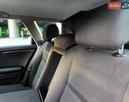 Серый Ауди А4, объемом двигателя 1.6 л и пробегом 256 тыс. км за 4990 $, фото 45 на Automoto.ua