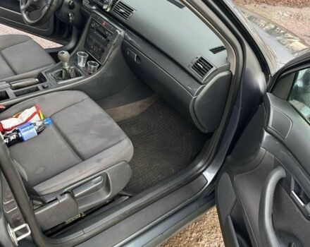 Сірий Ауді А4, об'ємом двигуна 2 л та пробігом 380 тис. км за 2550 $, фото 4 на Automoto.ua