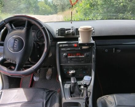 Сірий Ауді А4, об'ємом двигуна 2.5 л та пробігом 477 тис. км за 2500 $, фото 4 на Automoto.ua