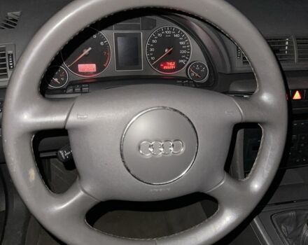 Серый Ауди А4, объемом двигателя 2 л и пробегом 255 тыс. км за 5700 $, фото 2 на Automoto.ua