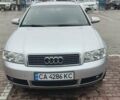 Сірий Ауді А4, об'ємом двигуна 1.6 л та пробігом 264 тис. км за 5500 $, фото 1 на Automoto.ua
