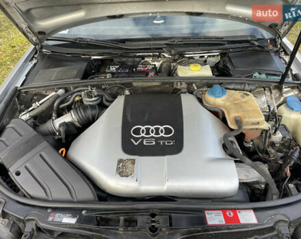 Серый Ауди А4, объемом двигателя 2.5 л и пробегом 314 тыс. км за 4200 $, фото 14 на Automoto.ua