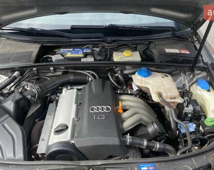 Серый Ауди А4, объемом двигателя 1.6 л и пробегом 220 тыс. км за 5500 $, фото 5 на Automoto.ua