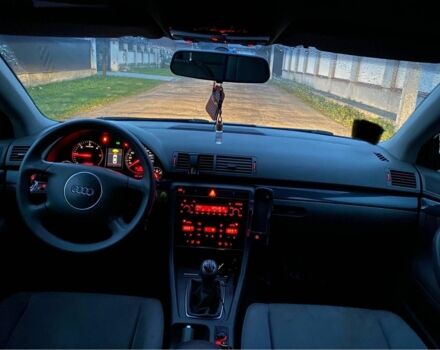 Сірий Ауді А4, об'ємом двигуна 1.9 л та пробігом 250 тис. км за 2600 $, фото 5 на Automoto.ua