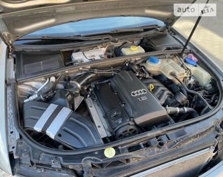 Сірий Ауді А4, об'ємом двигуна 1.6 л та пробігом 277 тис. км за 4800 $, фото 26 на Automoto.ua