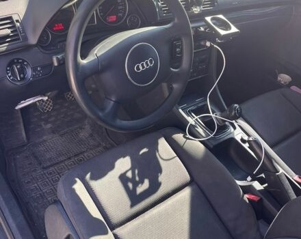 Сірий Ауді А4, об'ємом двигуна 1.6 л та пробігом 280 тис. км за 5300 $, фото 4 на Automoto.ua