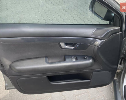 Серый Ауди А4, объемом двигателя 1.6 л и пробегом 220 тыс. км за 5500 $, фото 7 на Automoto.ua