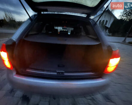 Ауди А4 2004 в Турке на Automoto.ua Серый Ауди А4, объемом двигателя 2.5 л и пробегом 320 тыс. км за 3400 $, фото 12 на Automoto.ua