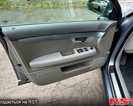 Серый Ауди А4, объемом двигателя 2 л и пробегом 300 тыс. км за 5900 $, фото 1 на Automoto.ua